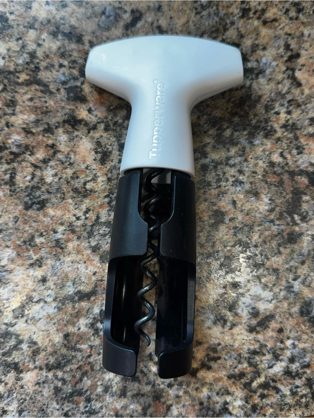Tupperware Wine Cork Remover Uplifter Corkscrew White & Black Wine Opener
